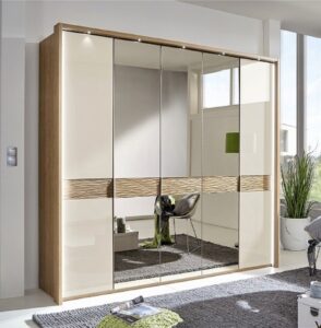 mirrored-walk-in-wardrobes